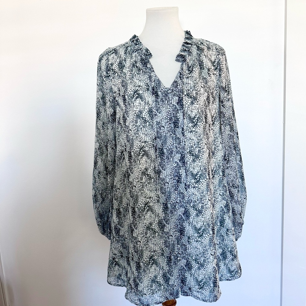 Buddy Love Blue and Cream Snake Skin Print Flowy Mini Dress Size X-Small